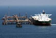 Saudi Oil Tankers Change Course After Houthi Threats in Red Sea
