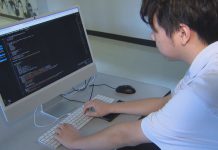 Toronto Teen Developing AI Platform to Connect Homeless People With Services